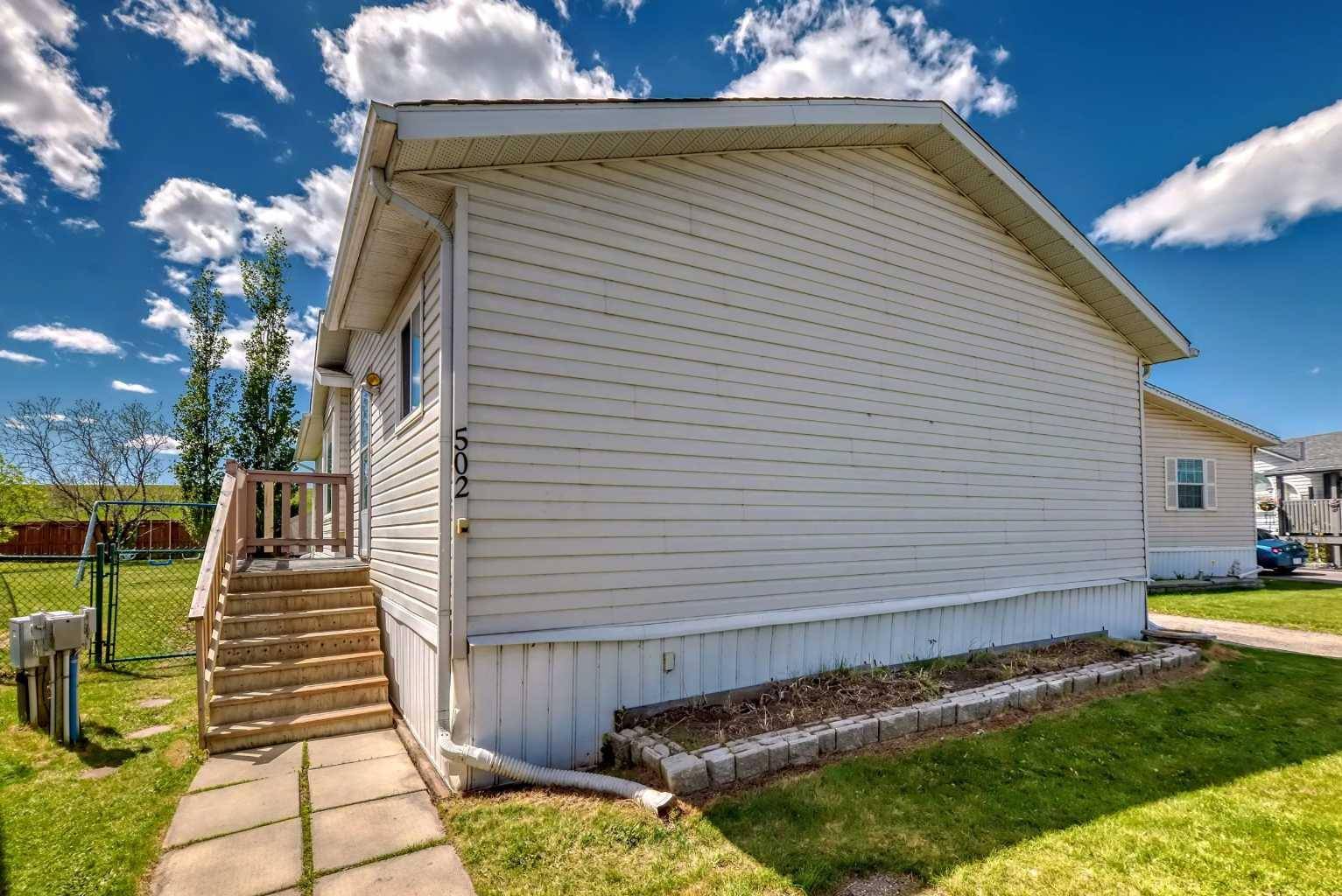 Calgary, AB T2A 7X2,1101 84 ST NE #502