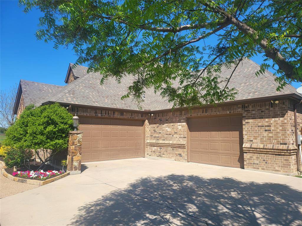 Fort Worth, TX 76052,1324 Bluff Springs Drive