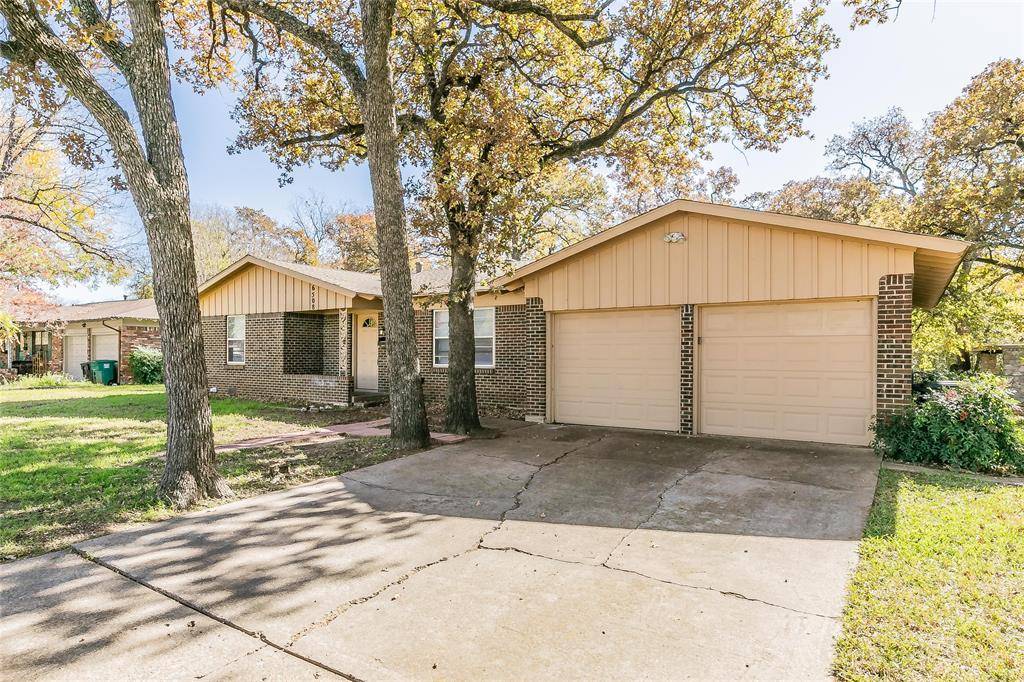 Fort Worth, TX 76112,6508 Callahan Court