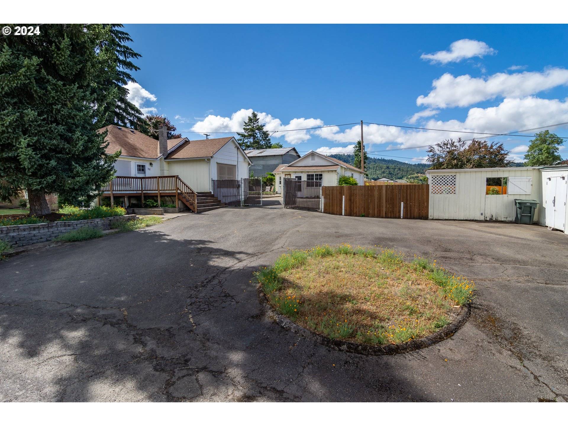 Roseburg, OR 97470,157 NE SPENCER CT