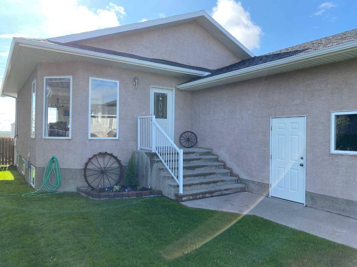 Taber, AB T1G 1C7,4183 Sunrise CRES