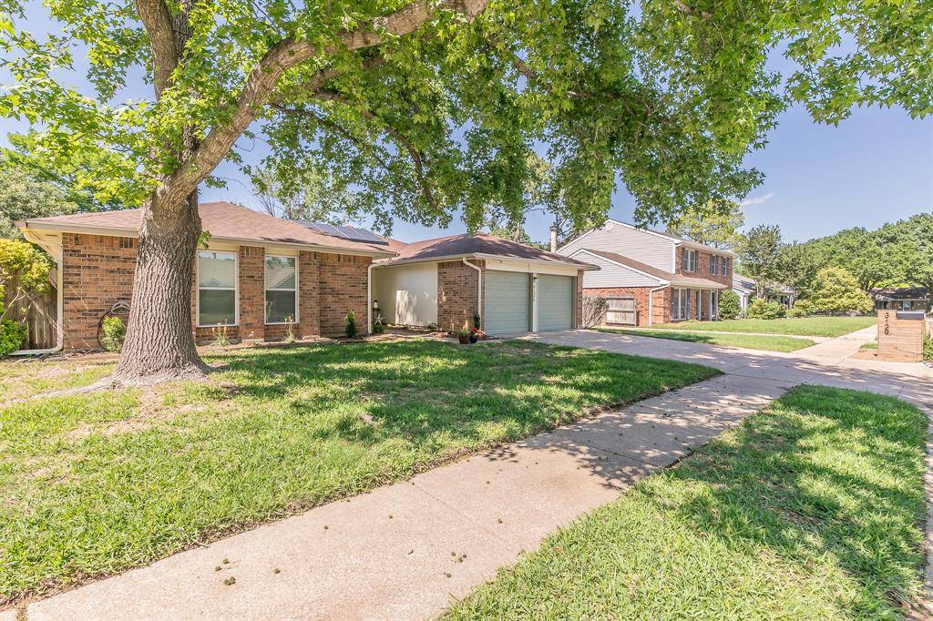 Bedford, TX 76021,3129 Manchester Circle