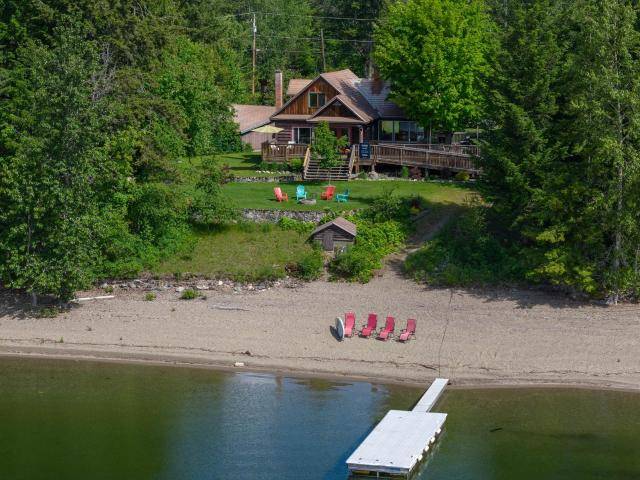 North Shuswap, BC V0E 1M7,12 7050 LUCERNE BEACH ROAD