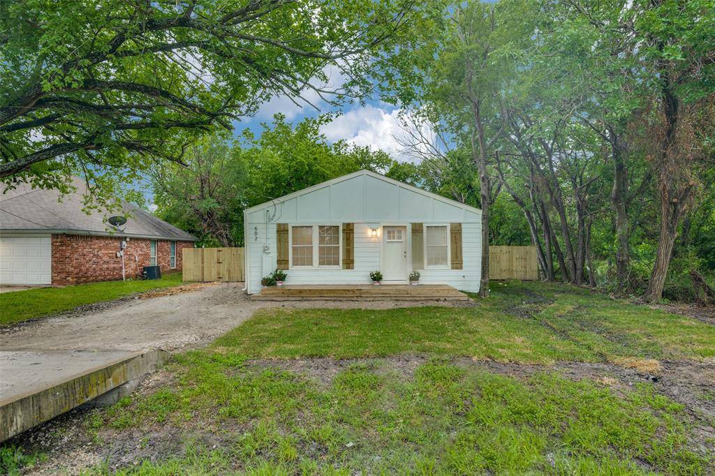 Forney, TX 75126,502 E Buffalo Street