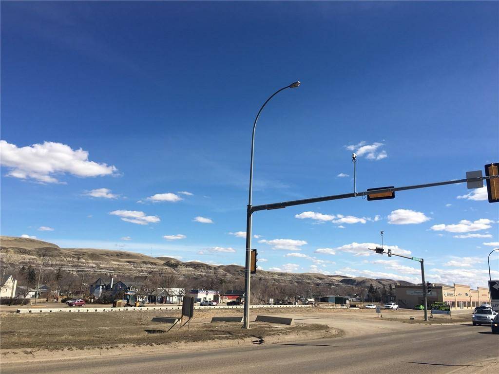 Drumheller, AB T0J 0Y0,200 South Railway AVE E