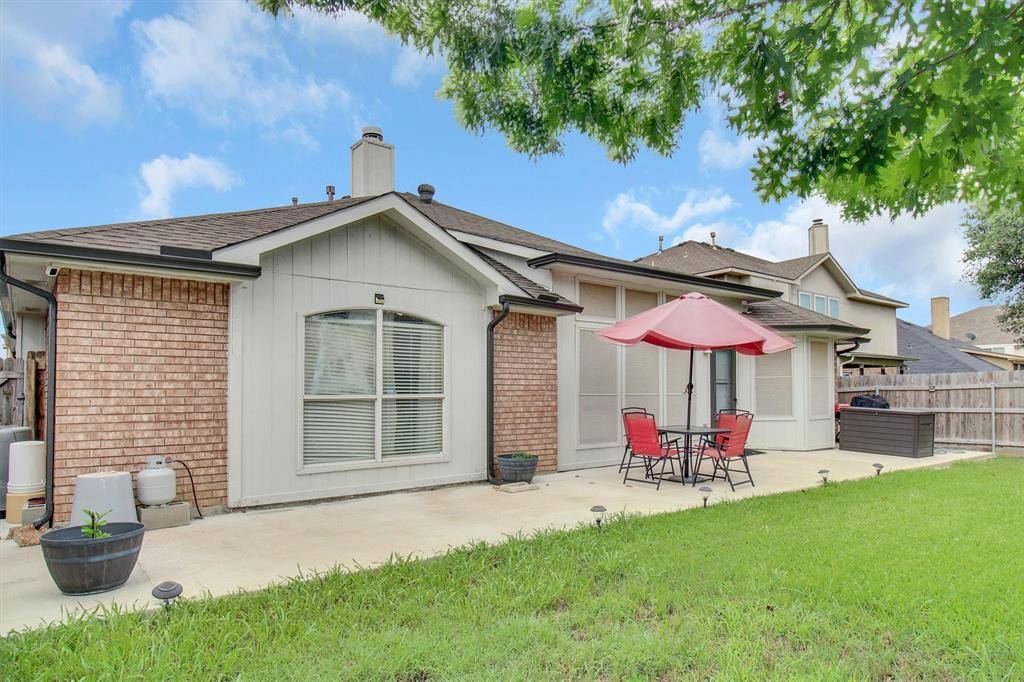 Arlington, TX 76002,6716 Silvercrest Drive