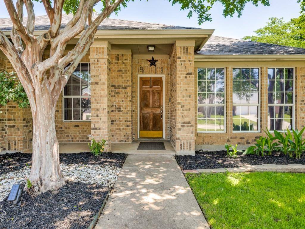 Lake Dallas, TX 75065,740 Thousand Oaks Drive