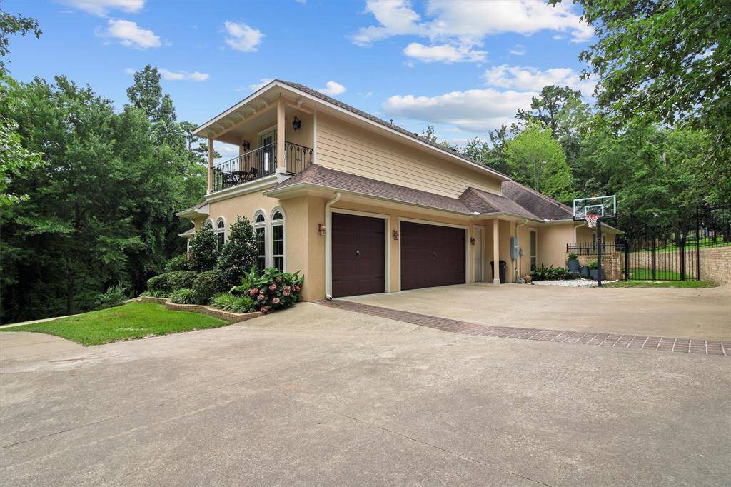 Tyler, TX 75703,1915 Stoneleaf Drive