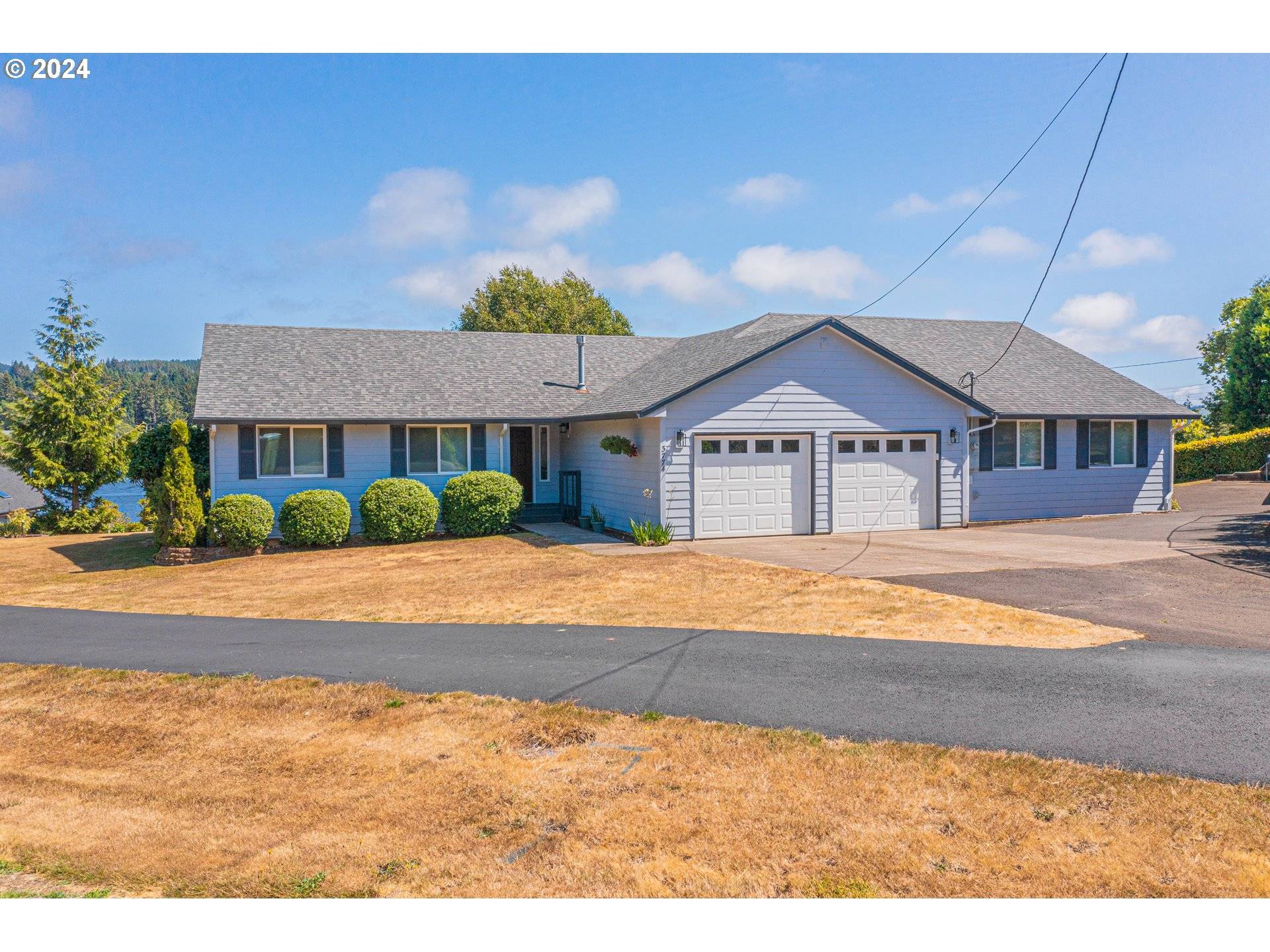 Neotsu, OR 97364,3774 NE 40TH ST