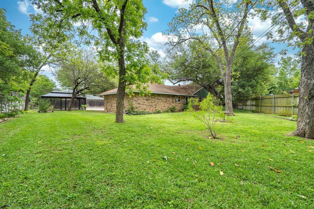 Irving, TX 75061,1827 Post Oak Drive