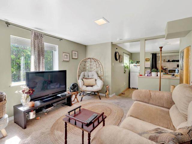 214 NICOLA STREET, Kamloops, BC V2C 2P4