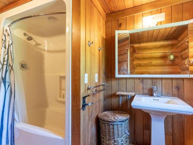 Out Of District, BC V0E 1M0,1415 SEYMOUR RIVER ROAD