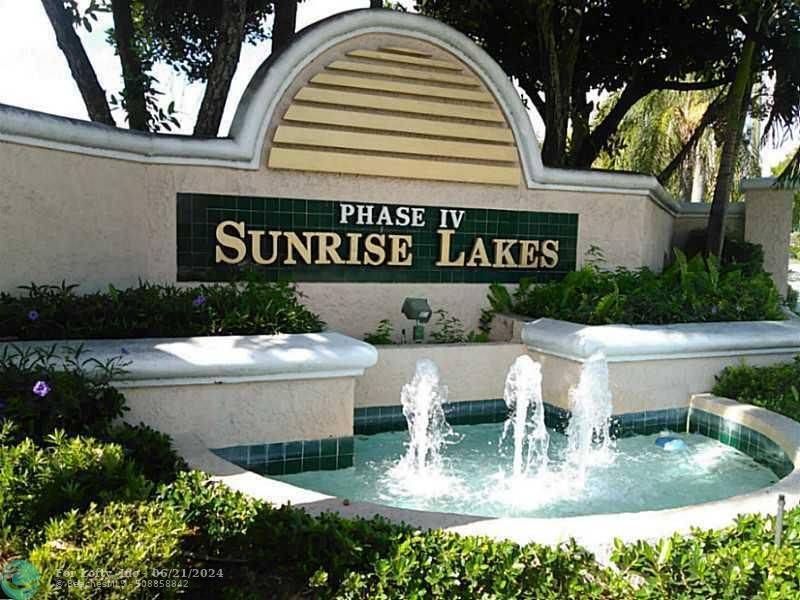 Sunrise, FL 33322,10303 Sunrise Lakes Blvd  #208