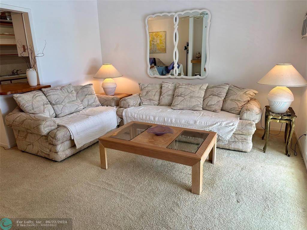 Pompano Beach, FL 33062,3201 SE 10th St #B11