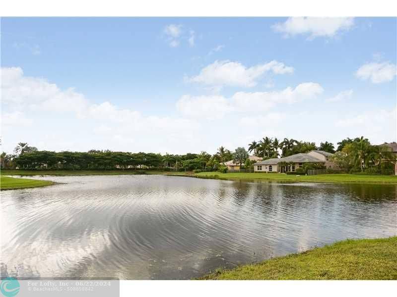 Weston, FL 33327,2465 BAY ISLE CT