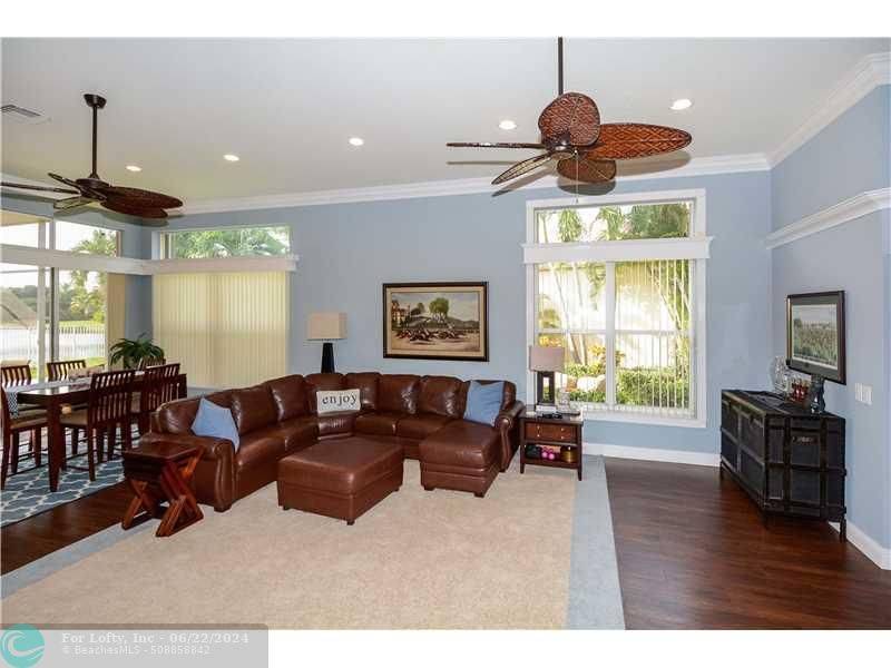 Weston, FL 33327,2465 BAY ISLE CT