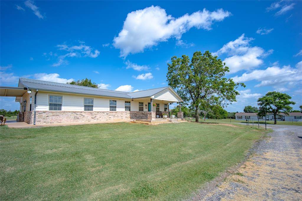 Ninnekah, OK 73067,1731 County Road 1441