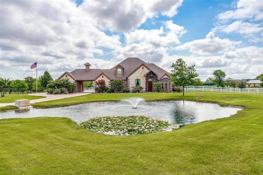 Burleson, TX 76028,8009 Vineyard Court