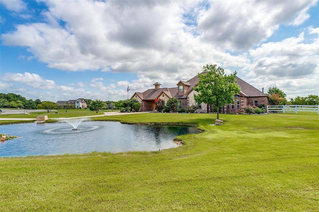 Burleson, TX 76028,8009 Vineyard Court