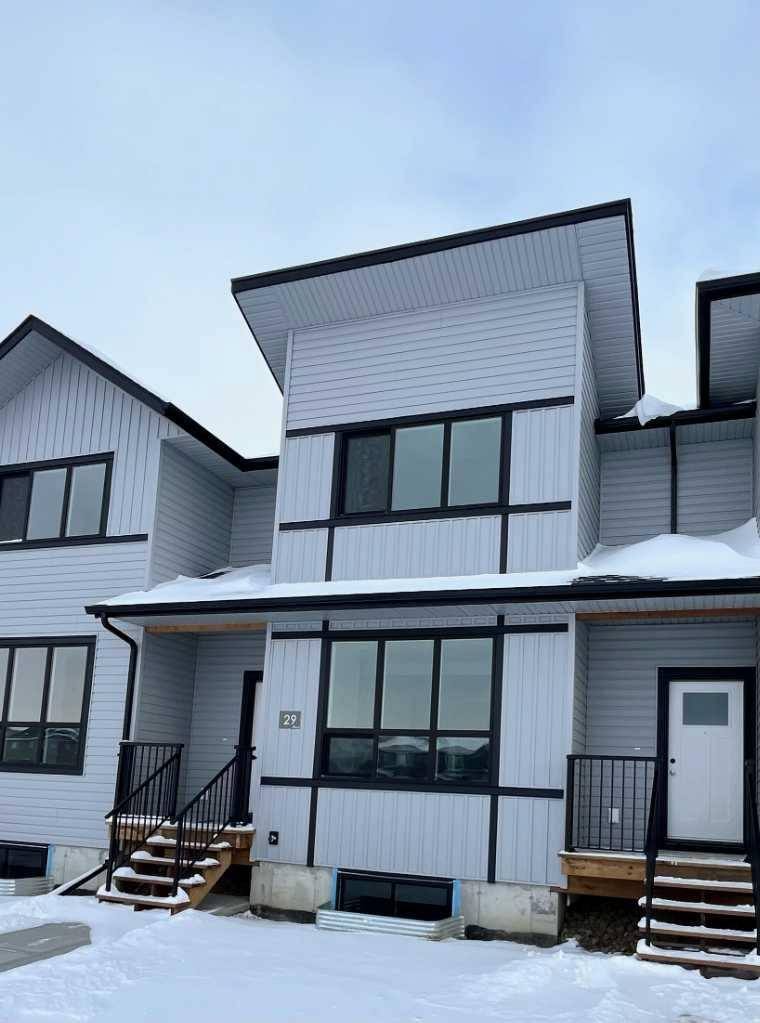 Sylvan Lake, AB T4S 0V3,29 Inglis CRES