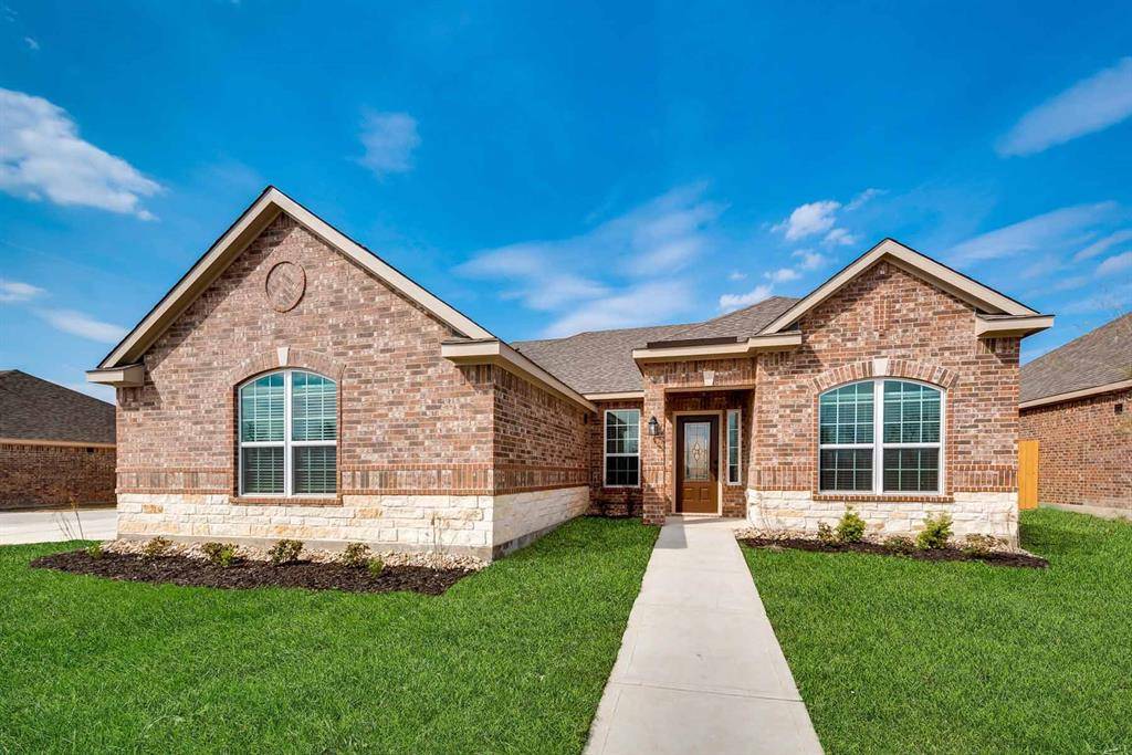 Glenn Heights, TX 75154,718 W Milas Lane