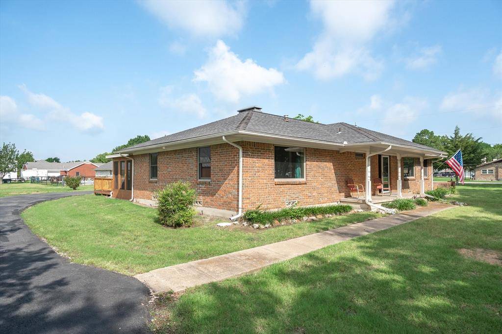 Crandall, TX 75114,800 S 4th Street