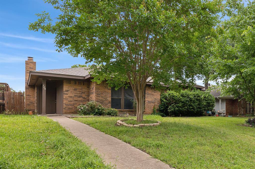 Grapevine, TX 76051,720 Michol Street