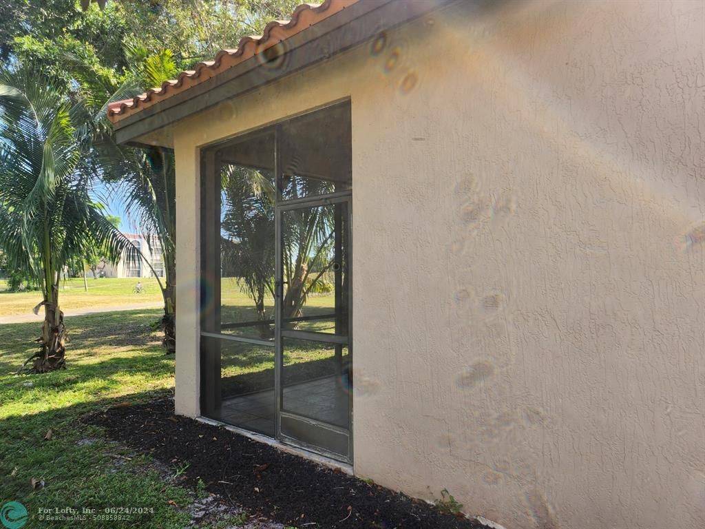 Lauderhill, FL 33319,3070 La Mirage Dr  #3070