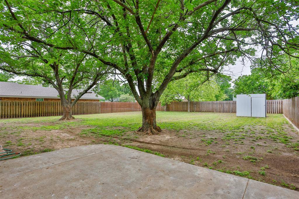 Muenster, TX 76252,415 N Hickory Street