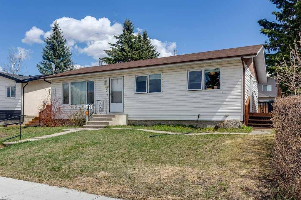 Innisfail, AB T4G 1G2,4116 53 AVE