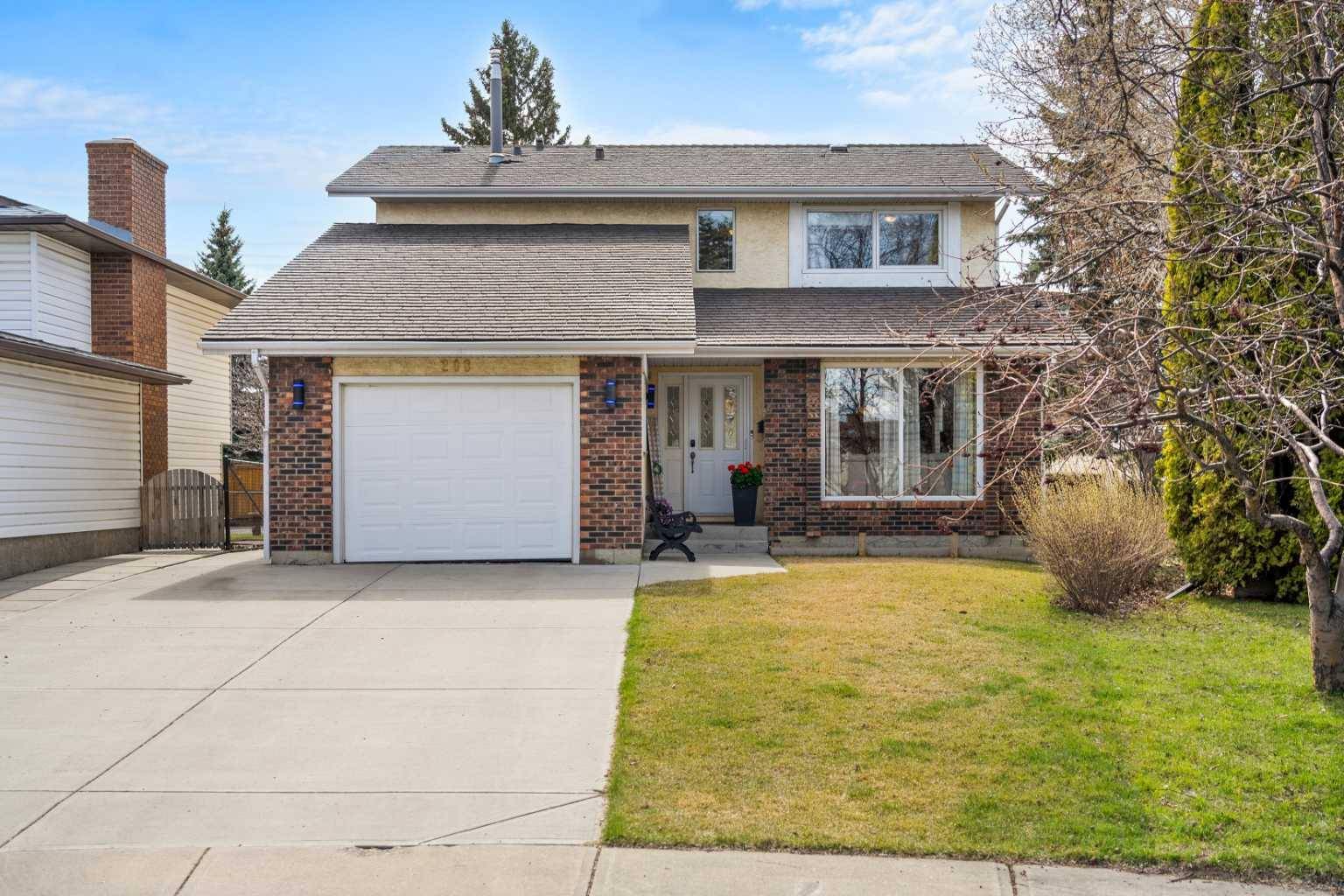 Calgary, AB T1Y 4V7,208 Templevale PL NE