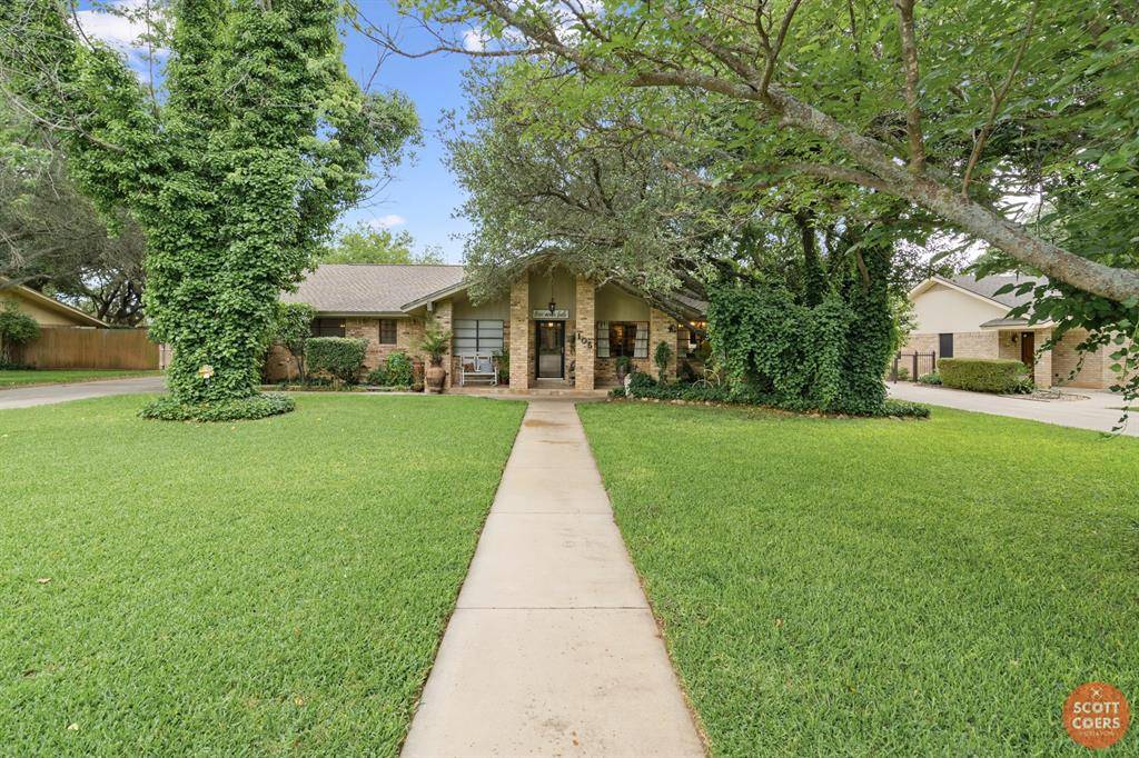 Brownwood, TX 76801,105 Brentwood Drive