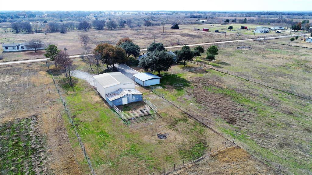 Powell, TX 75153,6041 County Road 0191