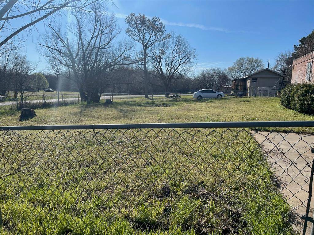 Cleburne, TX 76031,2216 Pecan Valley