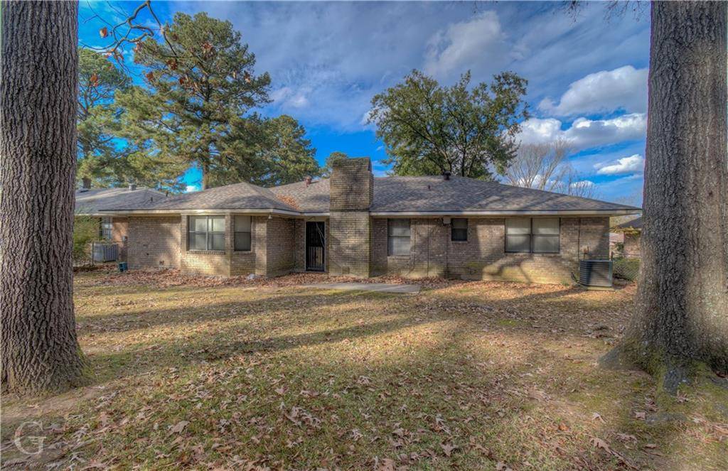 Shreveport, LA 71108,906 Lazywood Lane