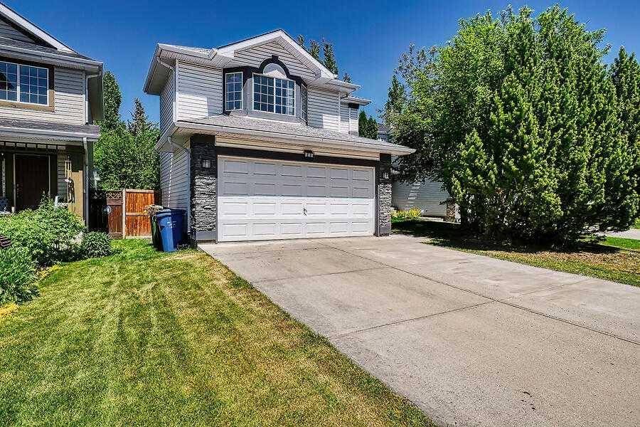 Calgary, AB T2Z 3B1,414 Douglas Woods Mews SE