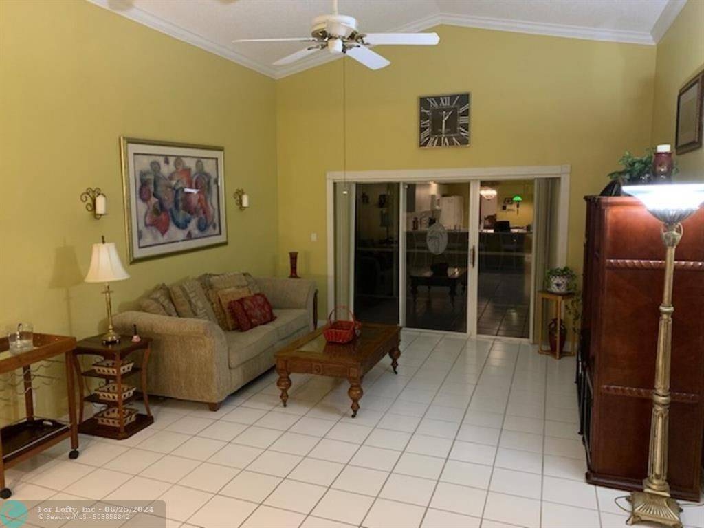 Lake Worth, FL 33467,6571 Pierpont Dr