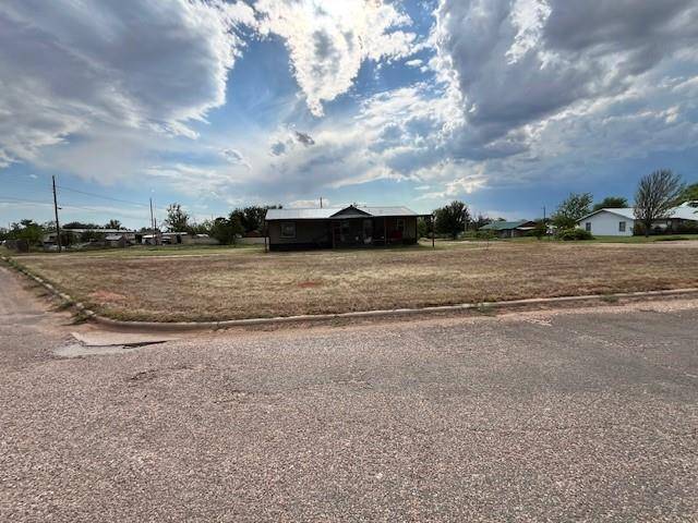 Rotan, TX 79546,808 E Mcarthur Street