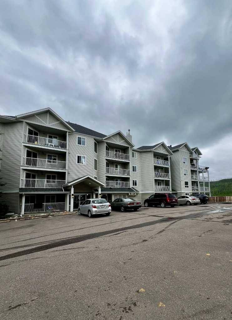 Fort Mcmurray, AB T9H 3E1,38 Riedel ST #2416