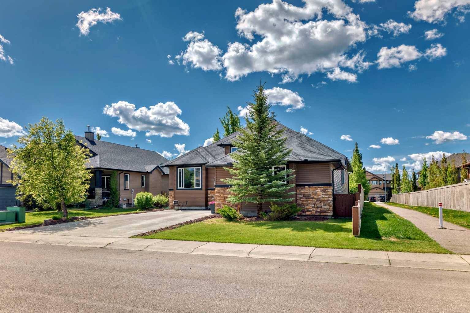 Langdon, AB T0J 1X3,550 Boulder Creek CIR SE