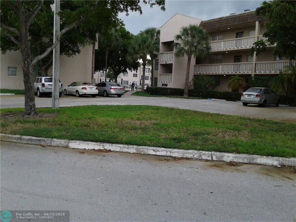 Fort Lauderdale, FL 33319,5980 NW 64th Ave  #210