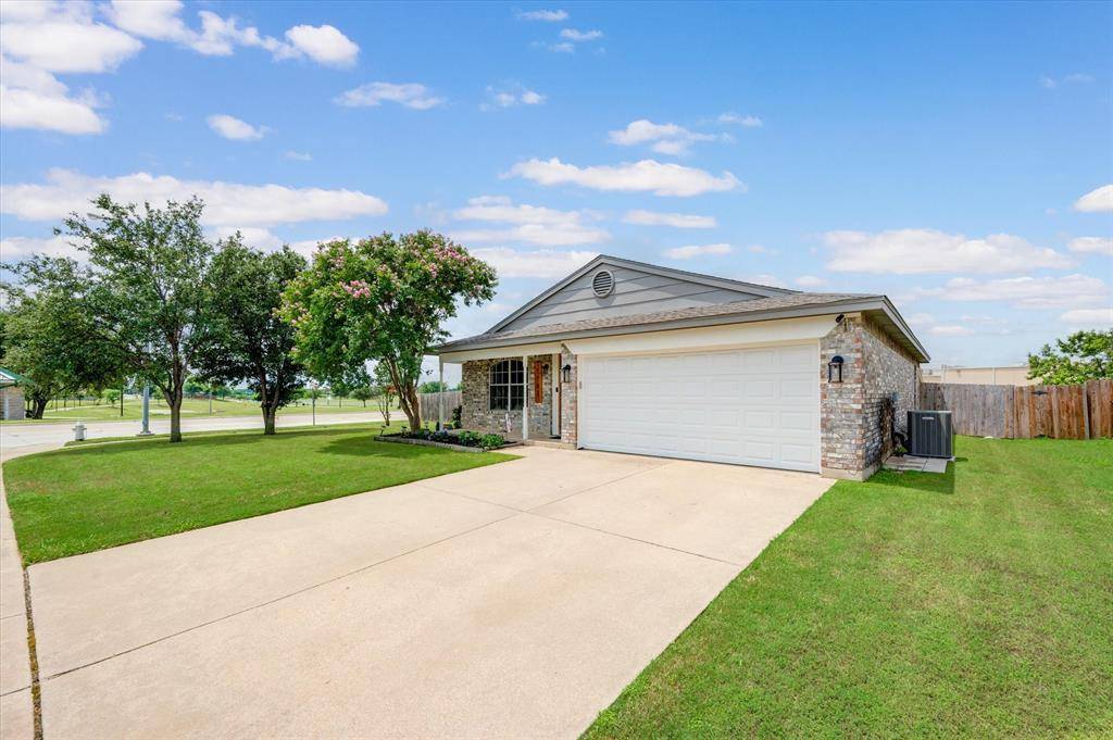 Watauga, TX 76148,7701 Kelly Lynn Lane