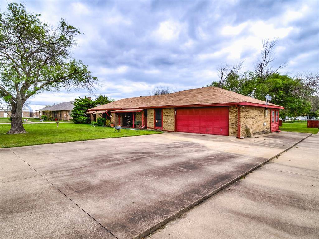 Red Oak, TX 75154,512 Sunflower Street