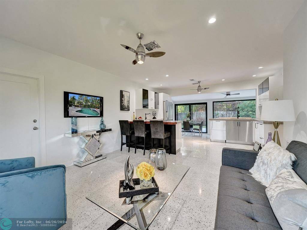 Wilton Manors, FL 33334,533 NE 27th Dr