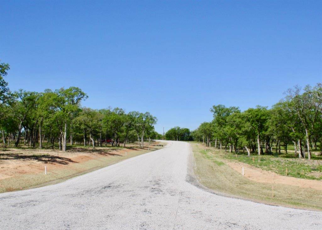 Paradise, TX 76073,105 Oakwood Hills DR