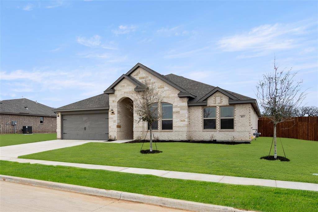 Azle, TX 76020,413 Basalt Drive