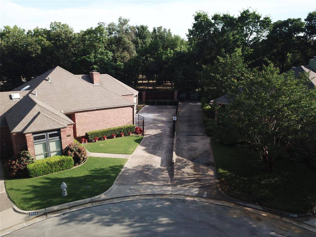 Arlington, TX 76011,2026 N Saint Andrews Court