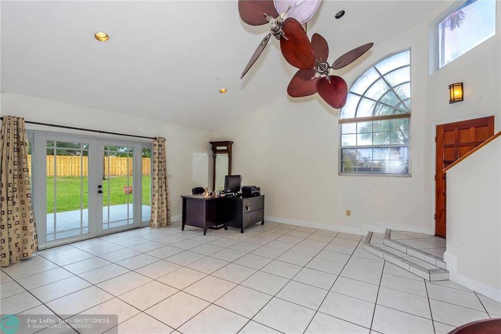 Cooper City, FL 33328,5851 SW 99th Ln