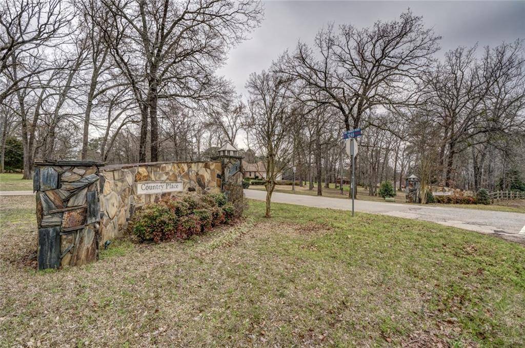 Tyler, TX 75703,19278 Hidden Lake Drive