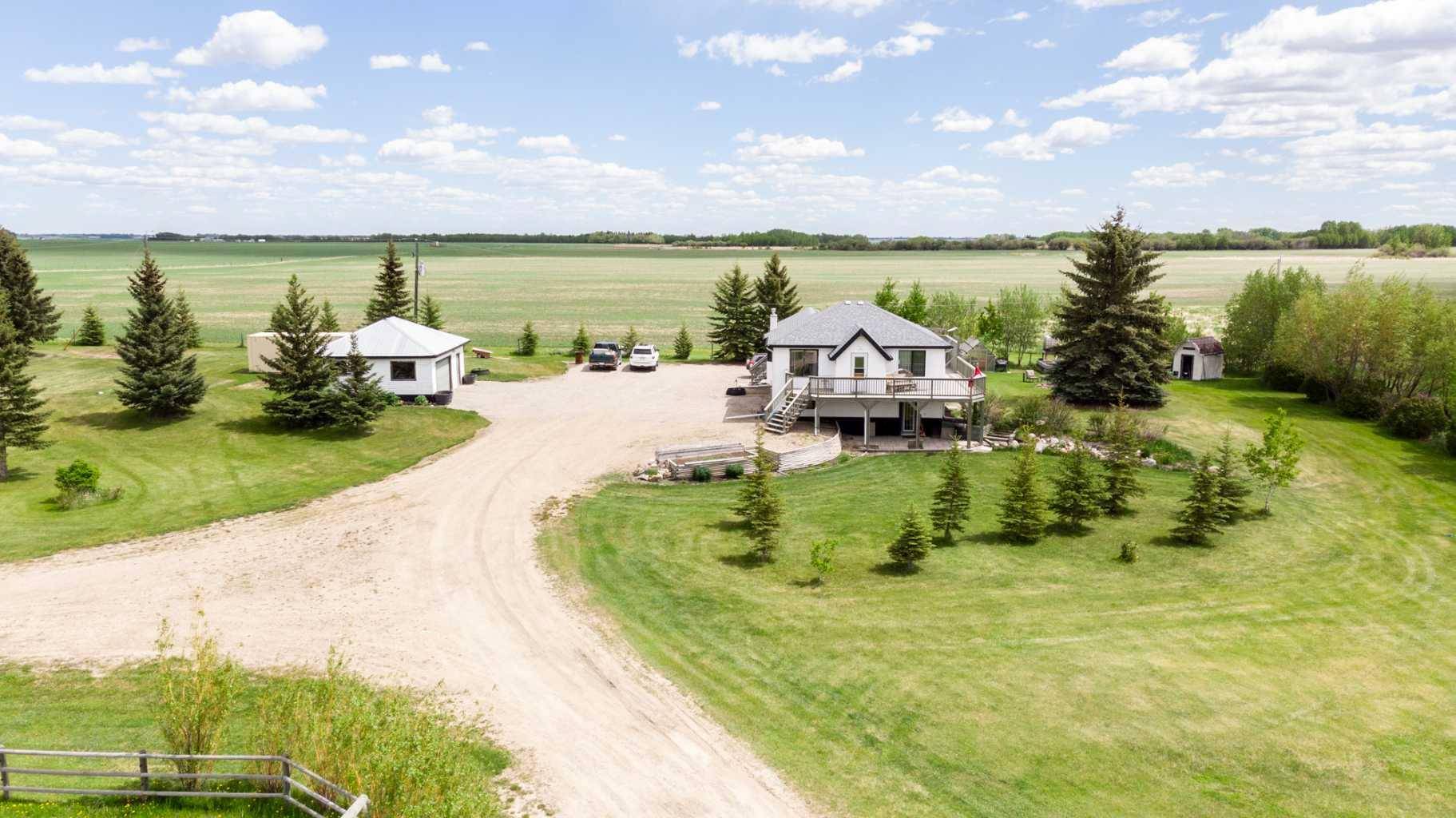 Rural Mountain View County, AB T4H 1P4,33335 Range Road 14